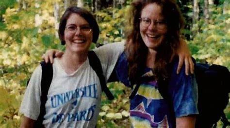 FBI announces findings in 1996 slaying of two women in .